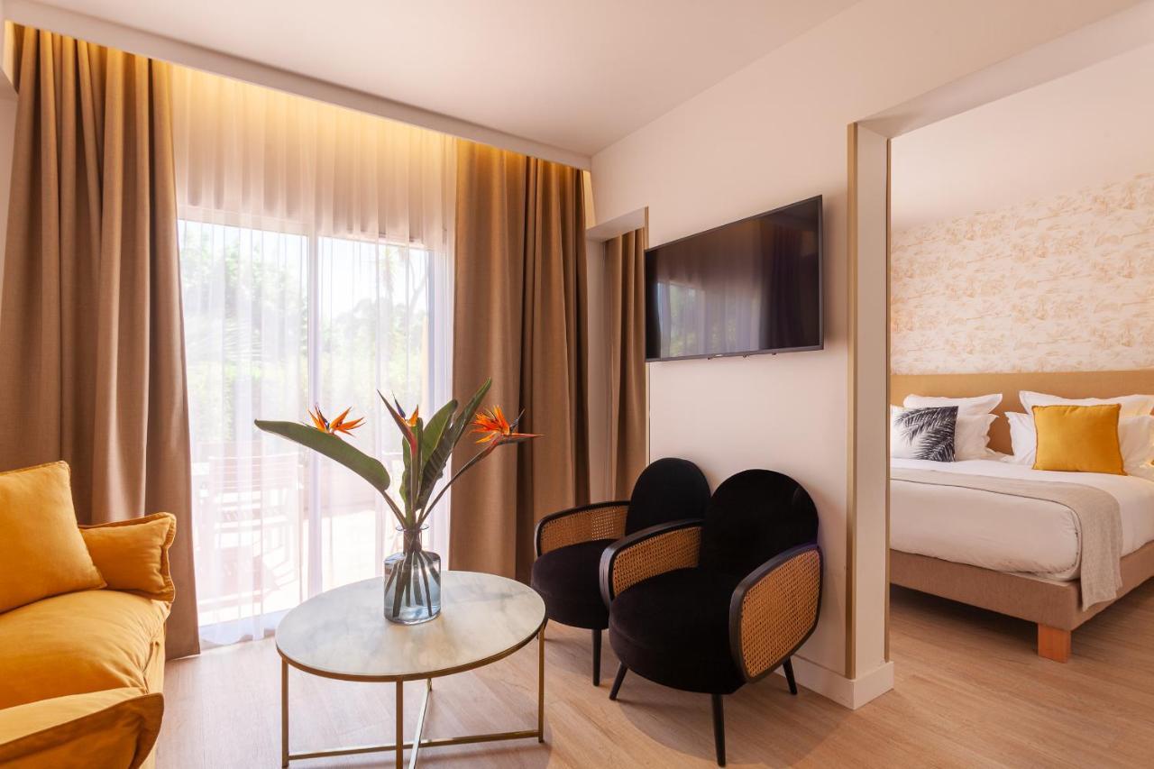 Hotel La Piscine Le Lavandou Zewnętrze zdjęcie