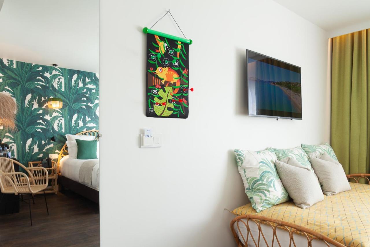 Hotel La Piscine Le Lavandou Zewnętrze zdjęcie